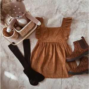 Chai Flutter Sleeve Dress